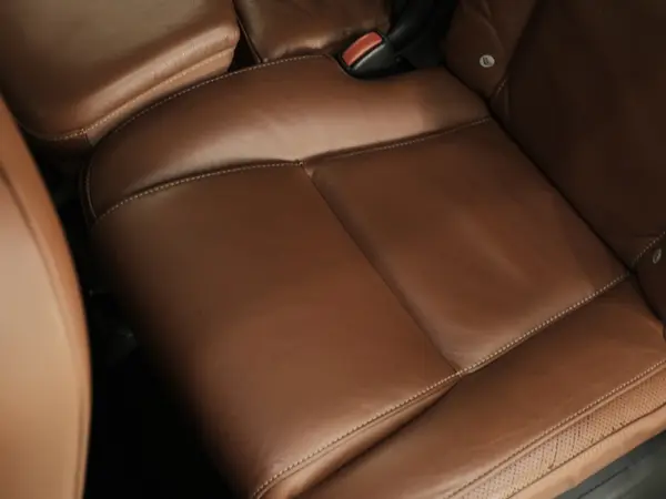 Сиденья автомобиля после химчистки — как новые